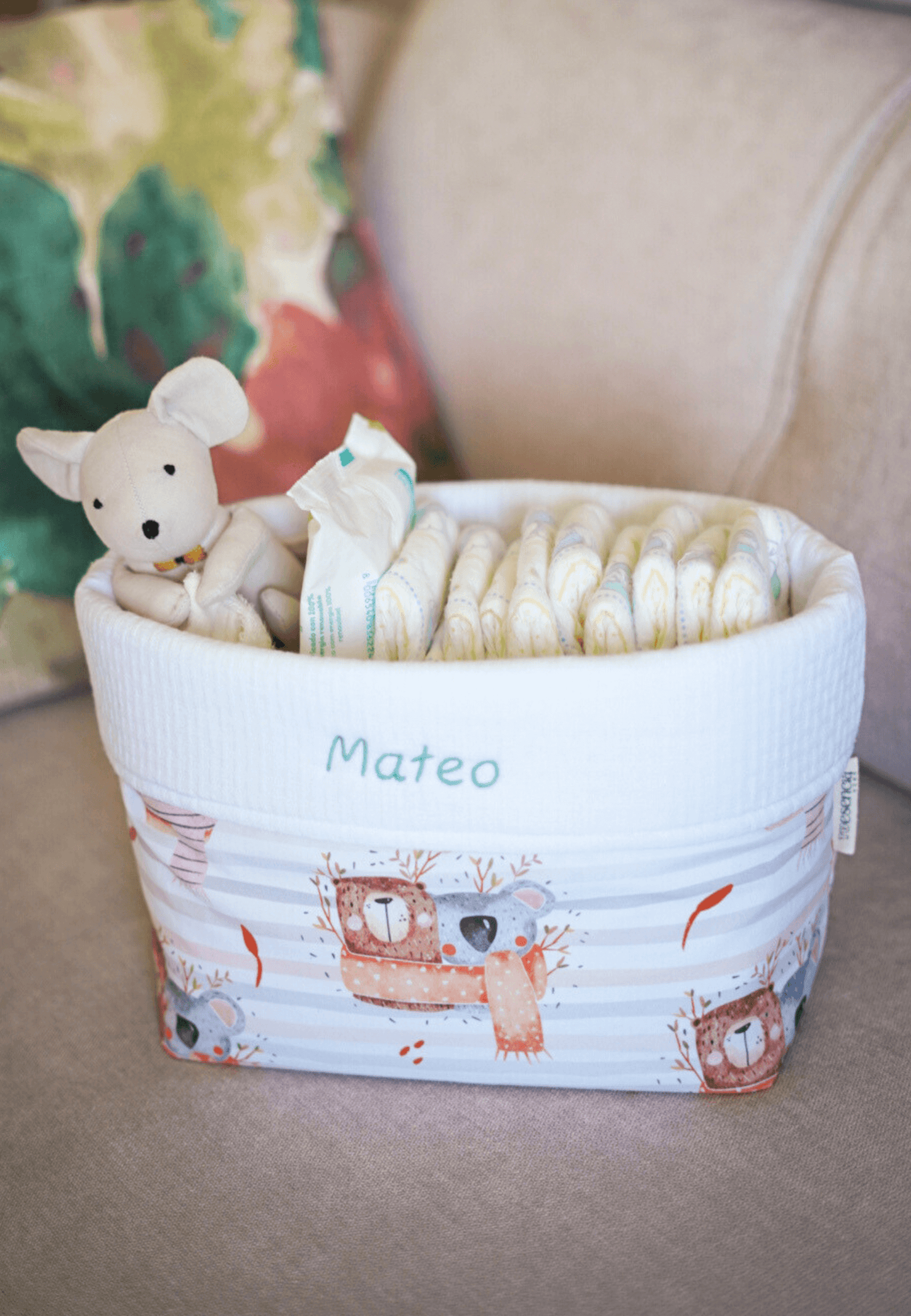cesto organizador bebés